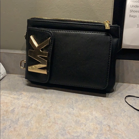 Clutch wristlet - Picture 3 of 5